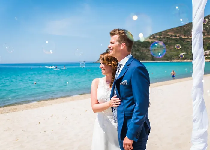 Cormoran ホテル 4*