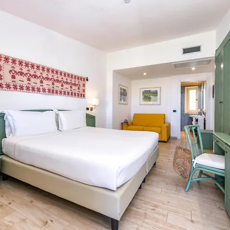 Cormoran Hotel